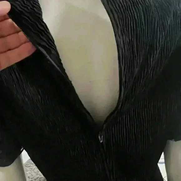 Vintage Leslie Fay Black Crepe Texture Crystals & Ribbon Applique Dress Size 10 - Picture 5 of 9